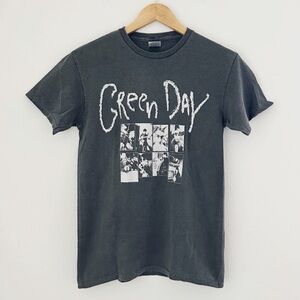Green Day Graphic T-Shirt